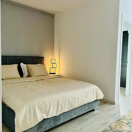 Hils Pallady Apartment *
