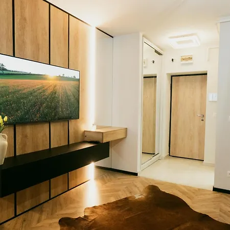 Hils Pallady Apartment